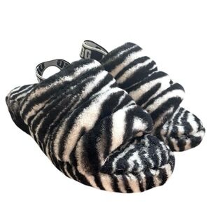 UGG “Fluffy Yeah” Zebra Print Eclectic Fun Casual Platform Slides – Size 8